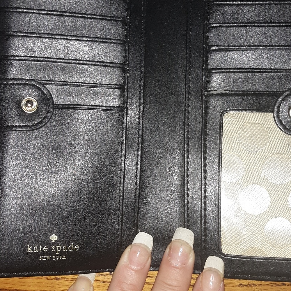 Kate Spade Wallet - Picture 2 of 3